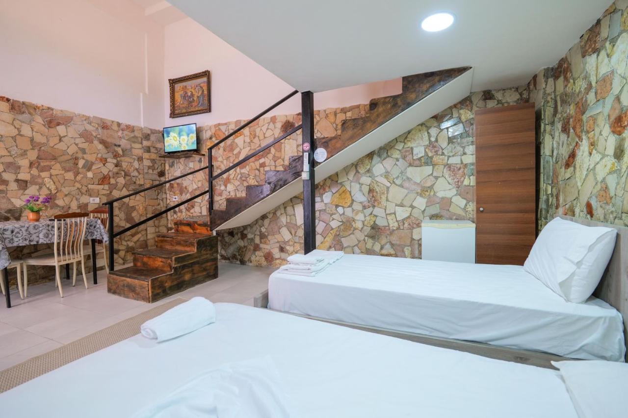 Garden Villa Lake Side & Glamping Εξαμίλιο Εξωτερικό φωτογραφία
