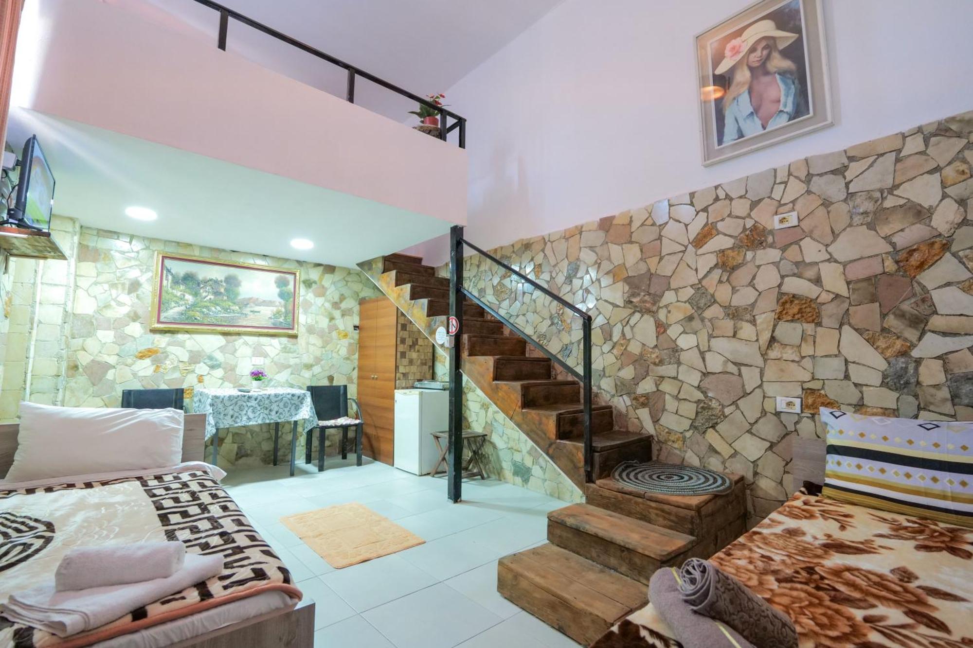 Garden Villa Lake Side & Glamping Εξαμίλιο Εξωτερικό φωτογραφία