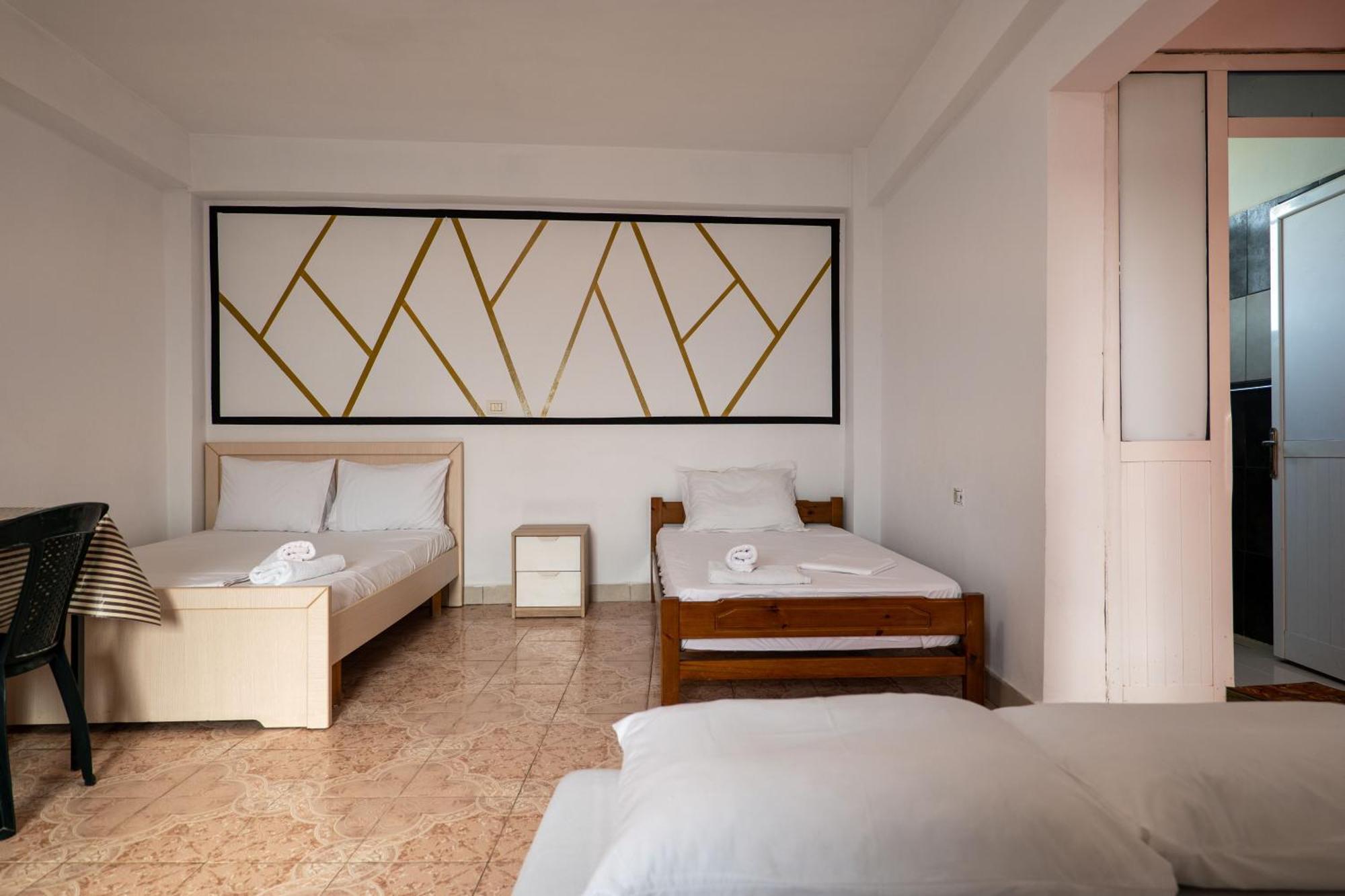 Garden Villa Lake Side & Glamping Εξαμίλιο Εξωτερικό φωτογραφία