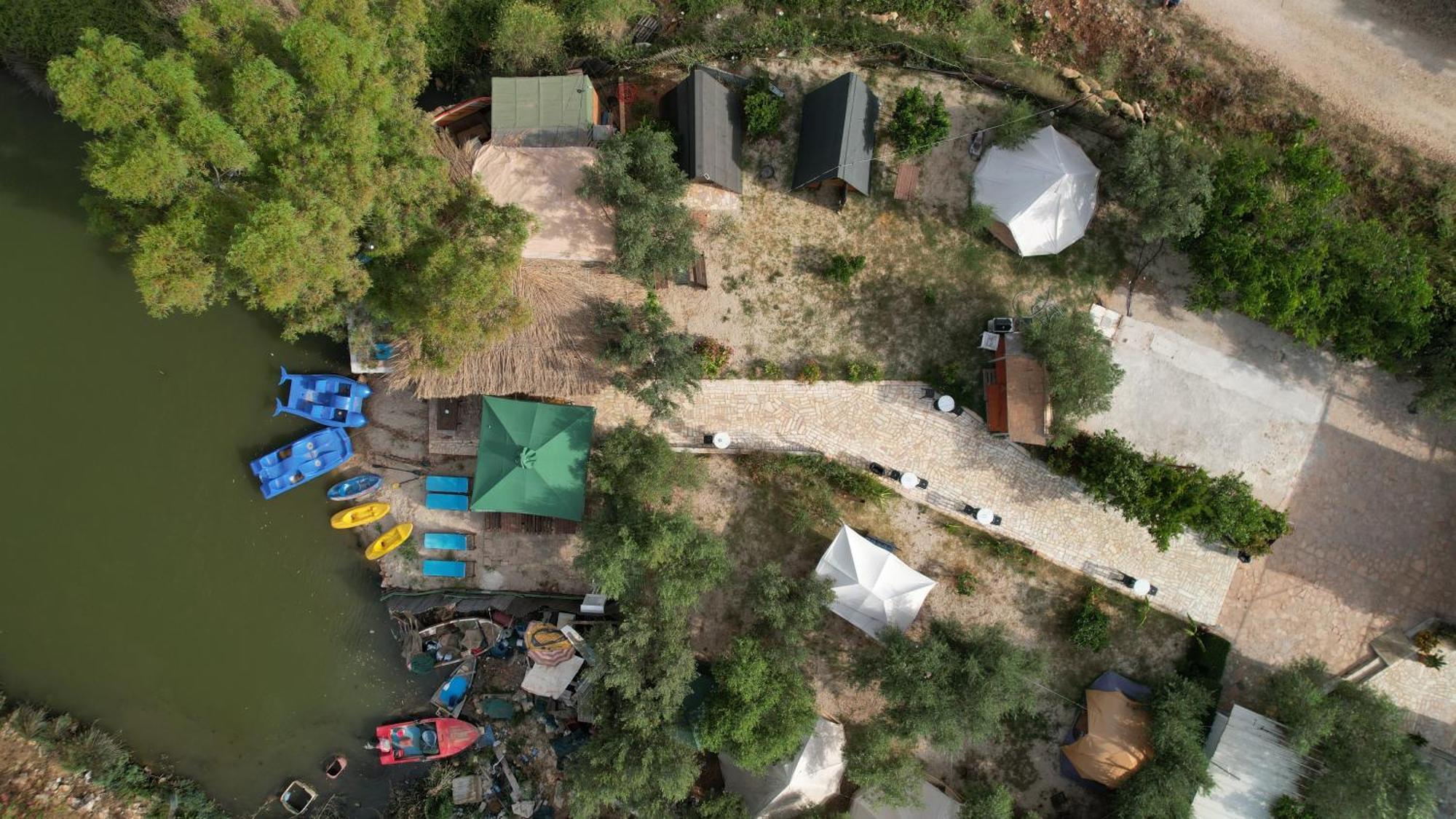 Garden Villa Lake Side & Glamping Εξαμίλιο Εξωτερικό φωτογραφία