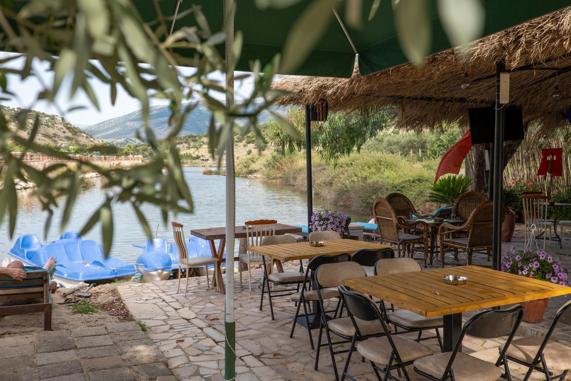Garden Villa Lake Side & Glamping Εξαμίλιο Εξωτερικό φωτογραφία
