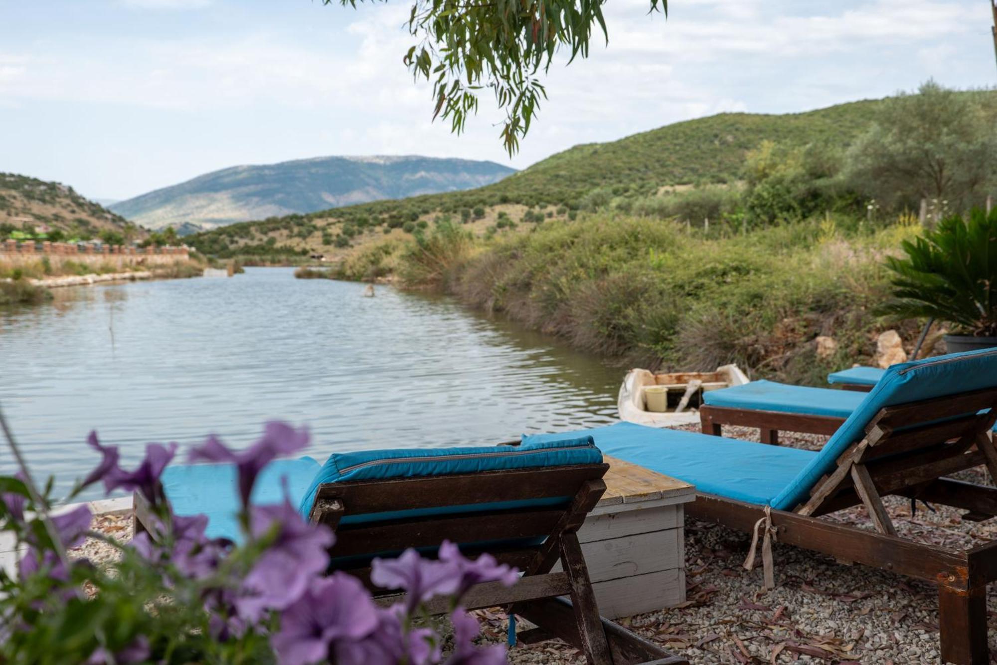 Garden Villa Lake Side & Glamping Εξαμίλιο Εξωτερικό φωτογραφία