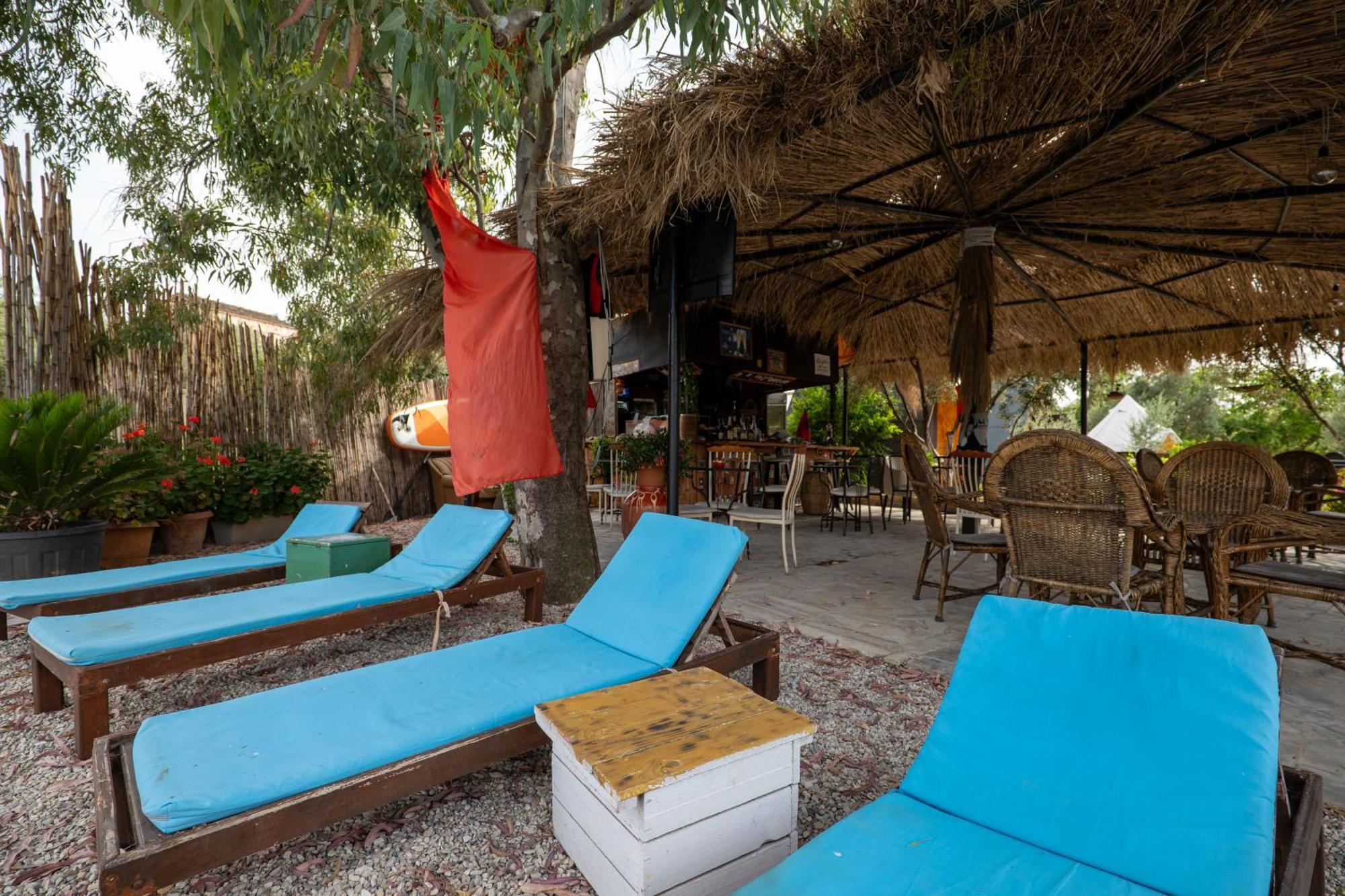 Garden Villa Lake Side & Glamping Εξαμίλιο Εξωτερικό φωτογραφία