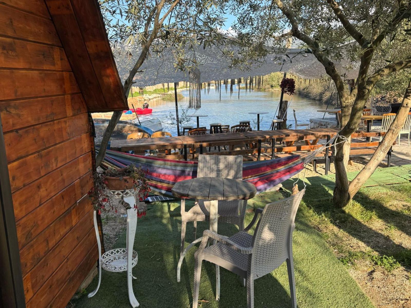 Garden Villa Lake Side & Glamping Εξαμίλιο Εξωτερικό φωτογραφία